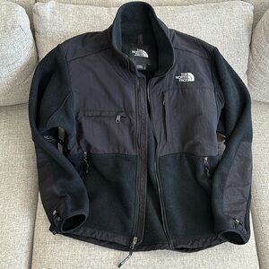 The North Face Denali Jacket (older model) - Men’s Small